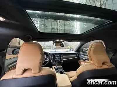 Volvo V90 2024 2.0 Автомат в Москве № 230876, миниатюра 10