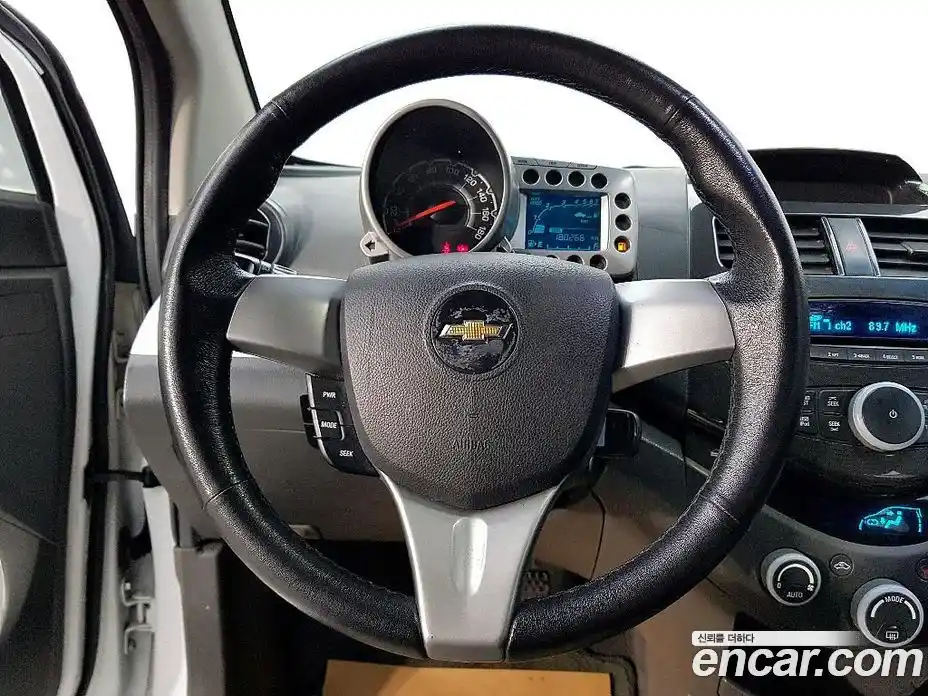 Chevrolet Spark 2012 1.0 Автомат в Москве № 23142, фото 11