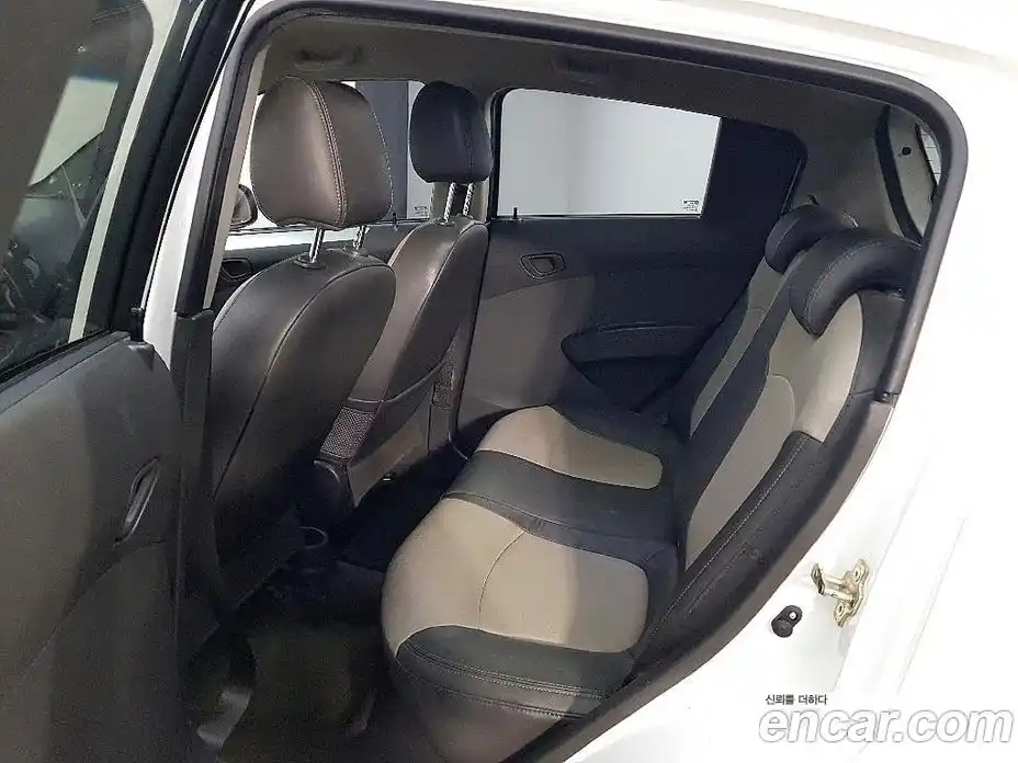 Chevrolet Spark 2012 1.0 Автомат в Москве № 23142, фото 8