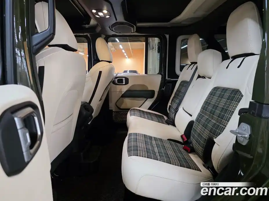 Jeep Wrangler 2020 2.0 Автомат в Москве № 232520, фото 19