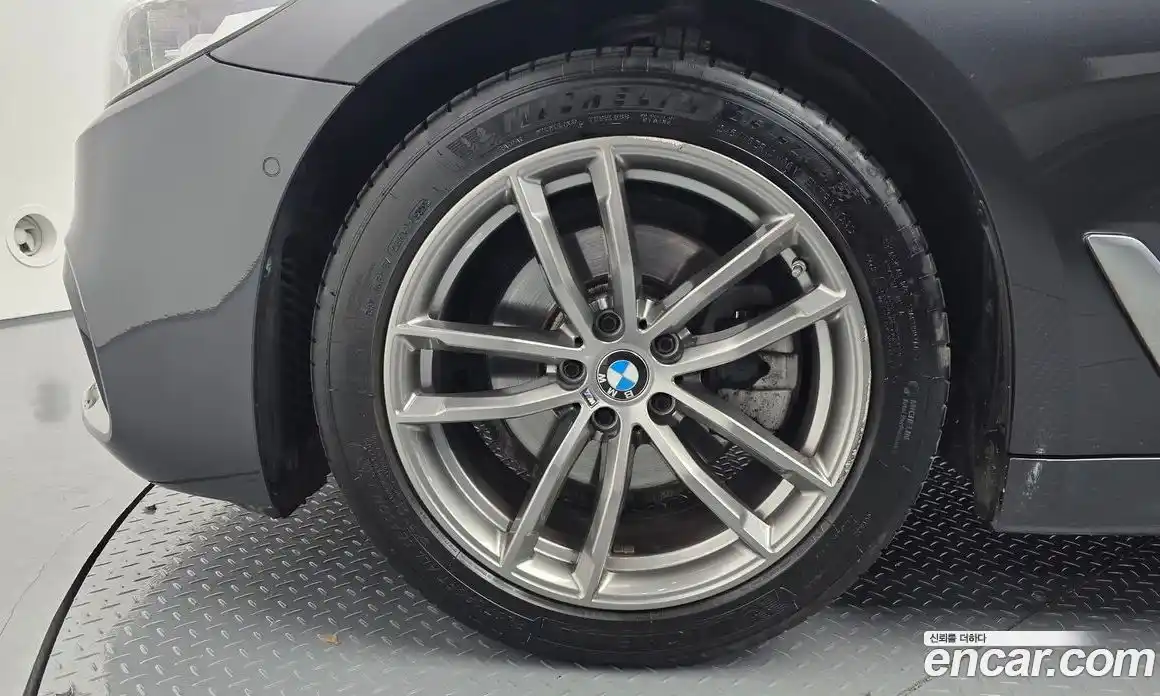 BMW 5-Series 2020 2.0 Автомат в Москве № 233345, фото 16