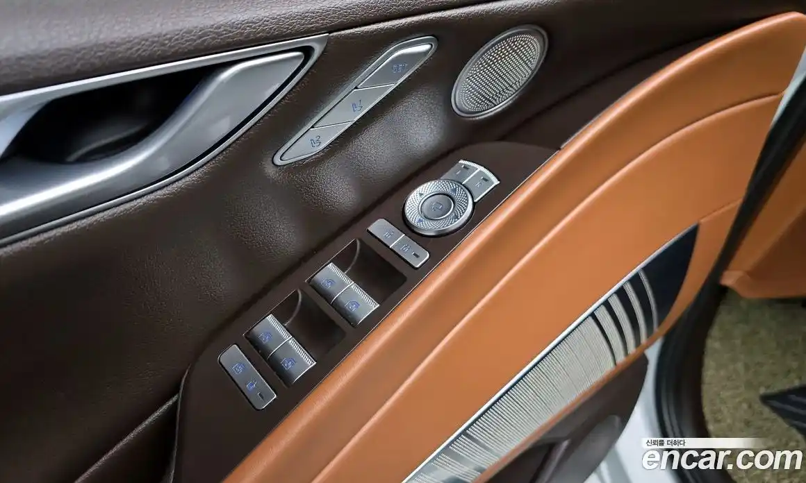 Genesis G80 2022 2.5 Автомат в Москве № 24402, фото 17