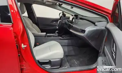 Toyota Prius 2024 2.0 Автомат в Москве № 248330, миниатюра 11