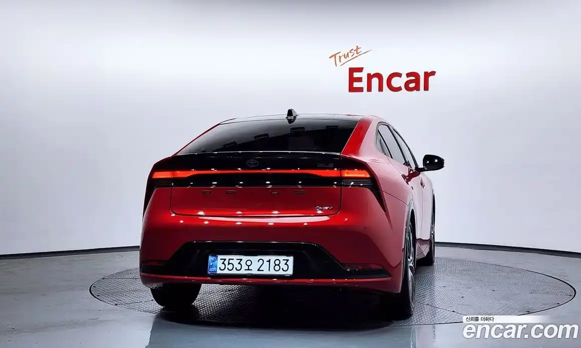 Toyota Prius 2024 2.0 Автомат в Москве № 248330, фото 4