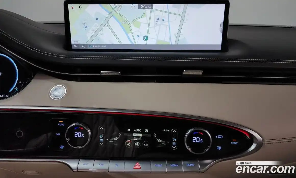 Genesis GV70 2021 2.5 Автомат в Москве № 24922, фото 14