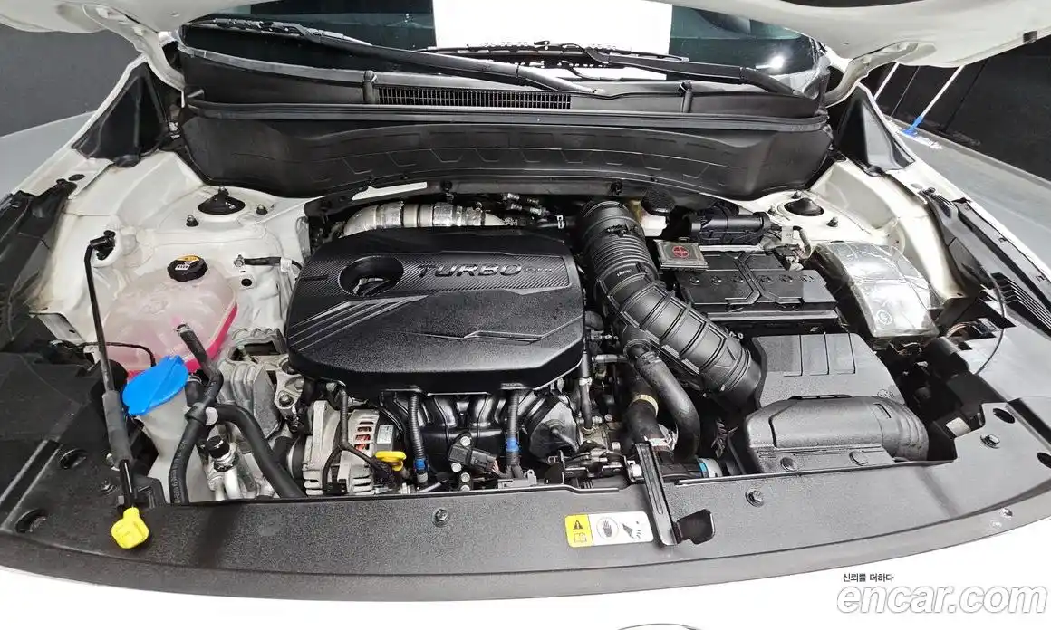 Kia Seltos 2022 1.6 Автомат в Москве № 249718, фото 16