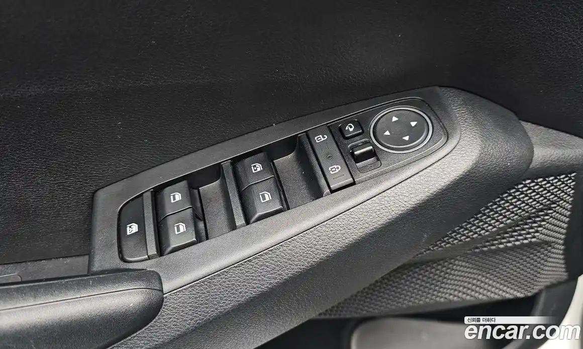 Kia Seltos 2022 1.6 Автомат в Москве № 249718, фото 20