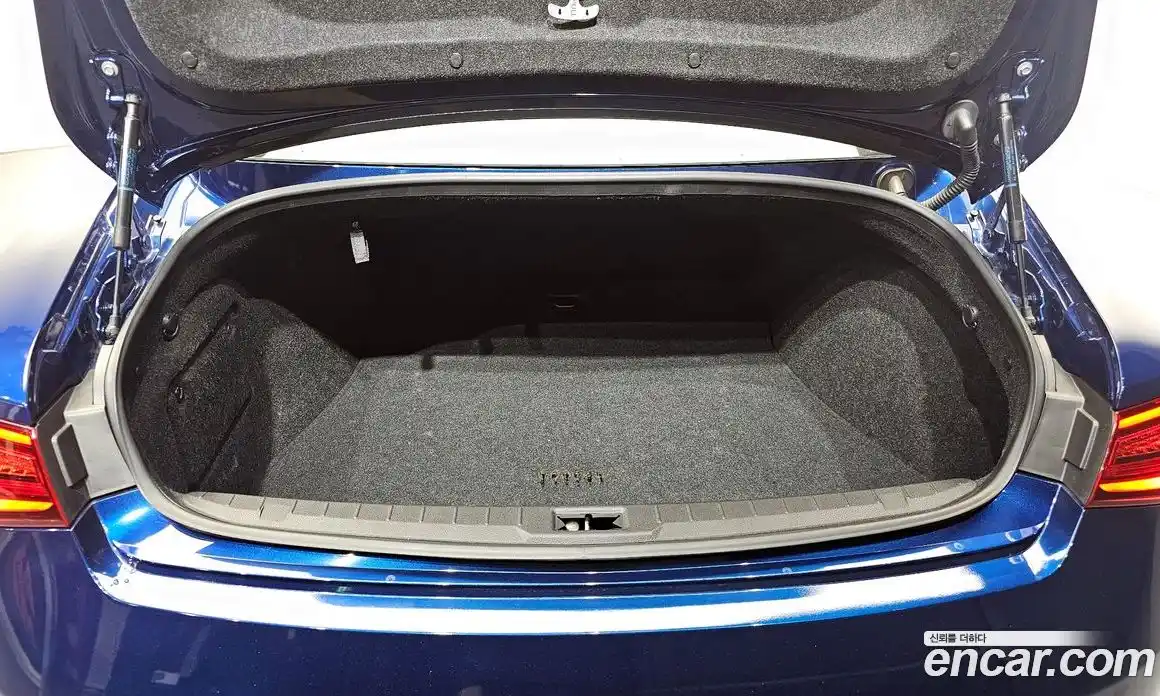 Infiniti Q60 2018 3.0 Автомат в Москве № 256171, фото 14