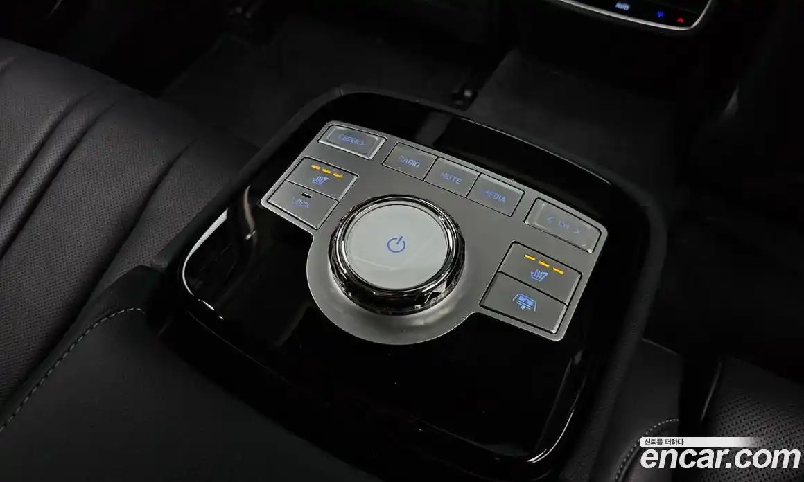 Genesis G80 2024 2.5 Автомат в Москве № 26067, фото 19