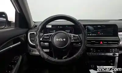 Kia Seltos 2024 1.6 Автомат в Москве № 268554, миниатюра 3