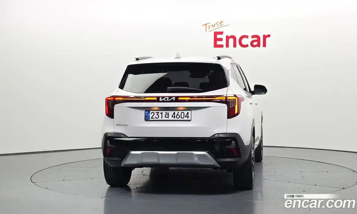 Kia Seltos 2024 1.6 Автомат в Москве № 268554, фото 4