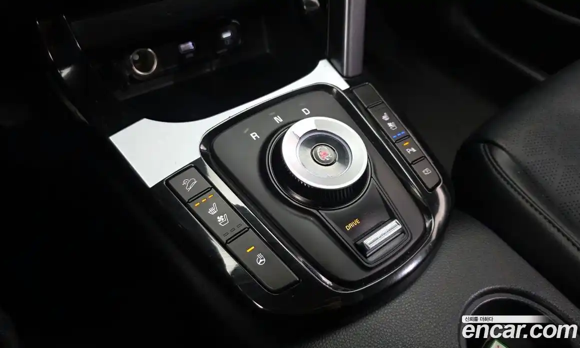 Kia Seltos 2024 1.6 Автомат в Москве № 268554, фото 9