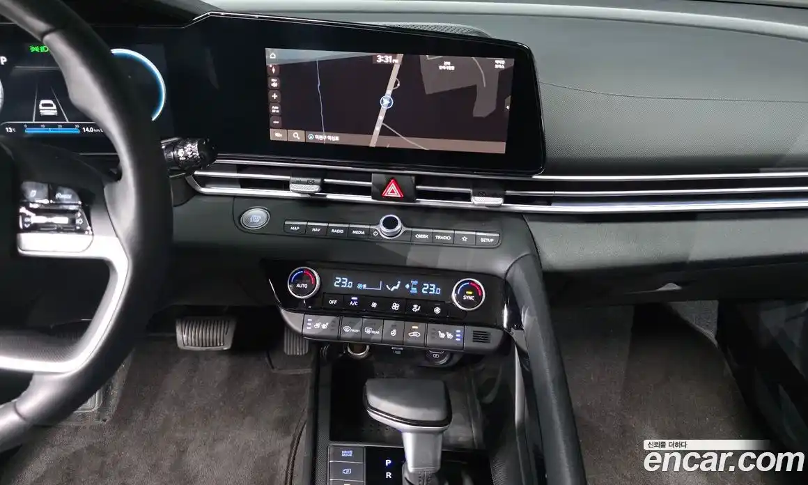 Hyundai Avante 2023 1.6 Автомат в Москве № 274155, фото 15