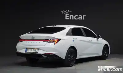 Hyundai Avante 2023 1.6 Автомат в Москве № 274155, миниатюра 2