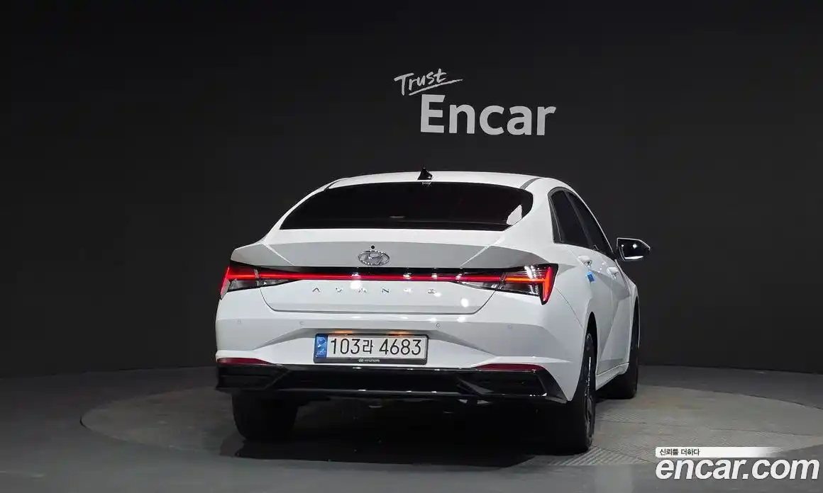 Hyundai Avante 2023 1.6 Автомат в Москве № 274155, фото 4