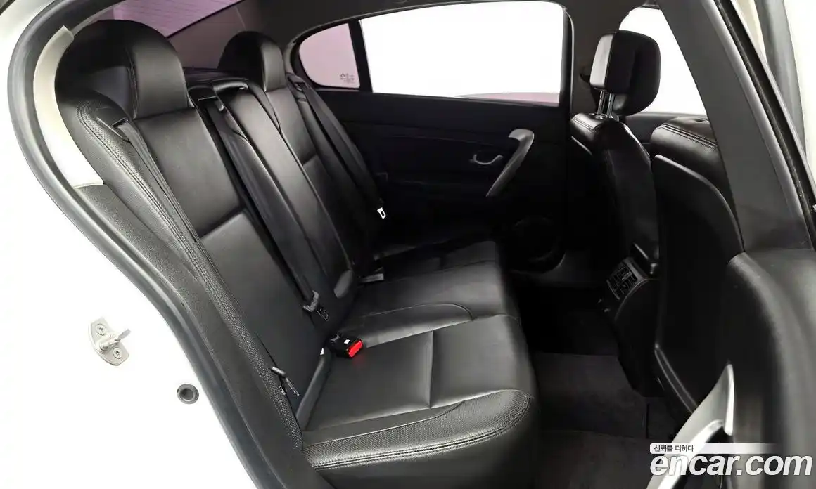 Renault SM5 2016 2.0 Автомат в Москве № 275117, фото 12