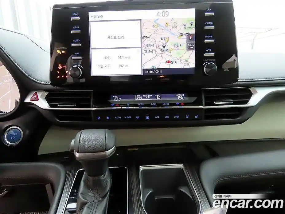 Toyota Sienna 2021 2.5 Автомат в Москве № 279770, фото 13