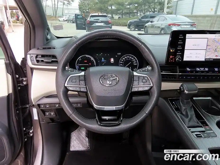 Toyota Sienna 2021 2.5 Автомат в Москве № 279770, фото 10