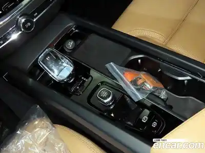 Volvo V60 2025 2.0 Автомат в Москве № 293919, миниатюра 12