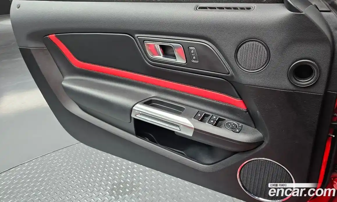 Ford Mustang 2022 2.3 Автомат в Москве № 303102, фото 18