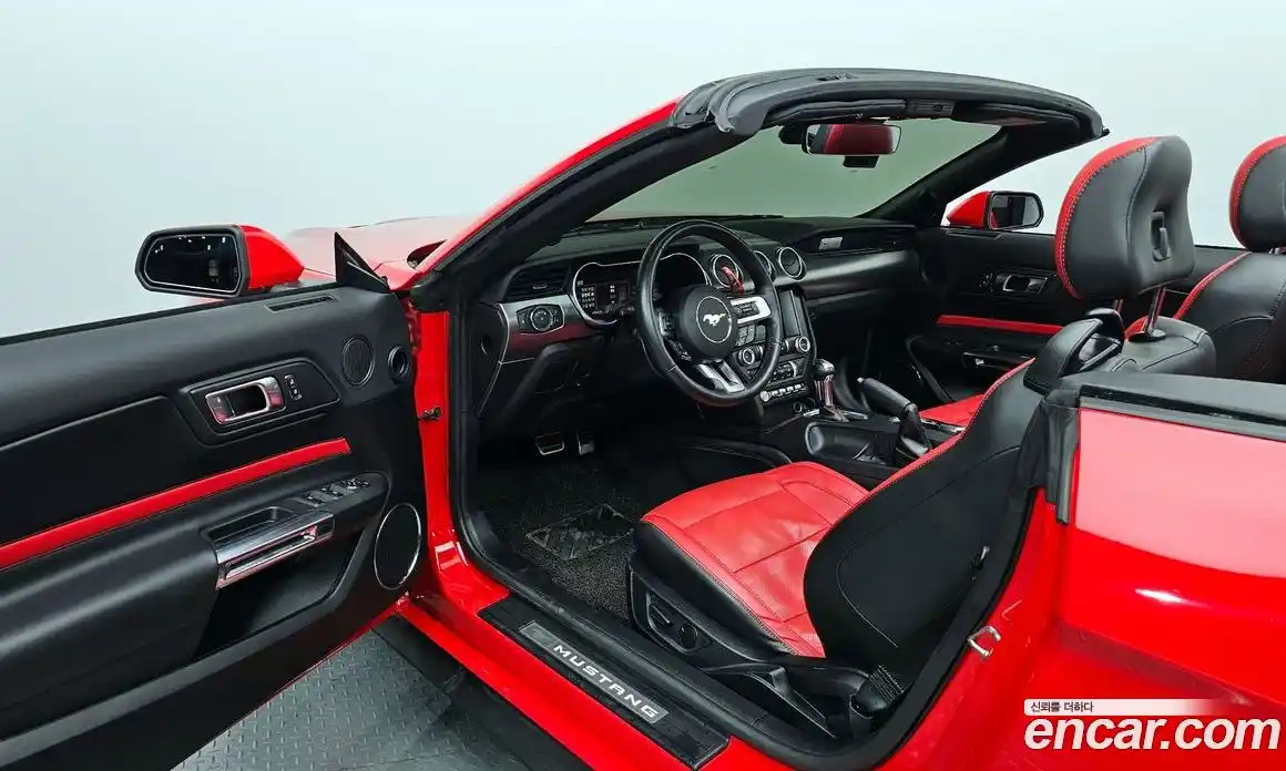 Ford Mustang 2022 2.3 Автомат в Москве № 303102, фото 4