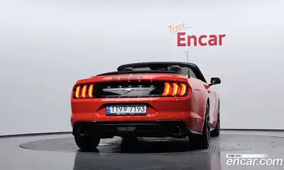 Ford Mustang 2022 2.3 Автомат в Москве № 303102, миниатюра 10