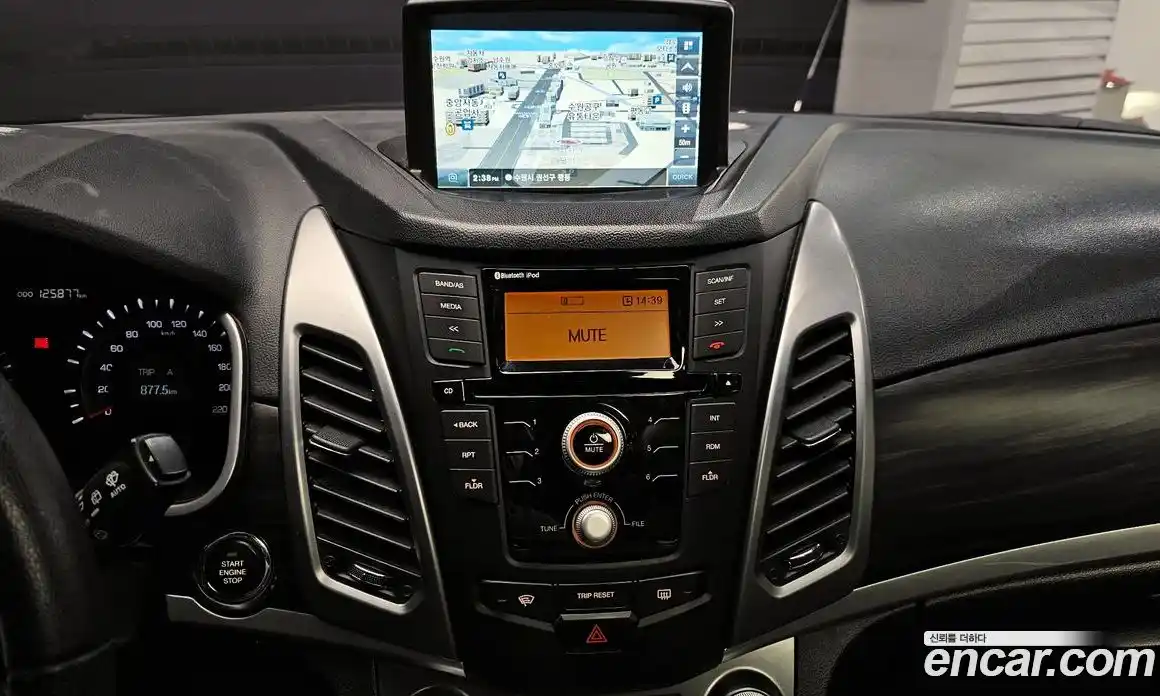 SsangYong Korando 2015 2.0 Автомат в Москве № 30498, фото 7