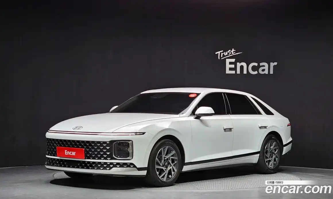 Hyundai Grandeur 2023 2.5 Автомат в Москве № 305674, фото 15