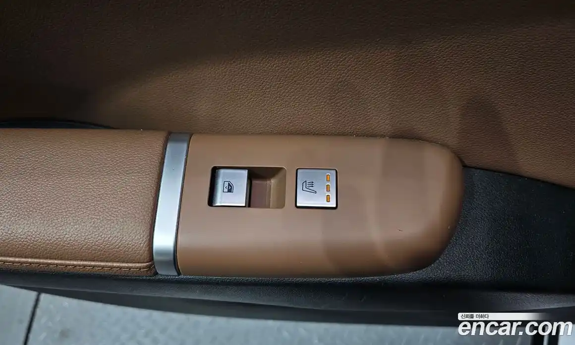 Hyundai Grandeur 2023 2.5 Автомат в Москве № 305674, фото 4