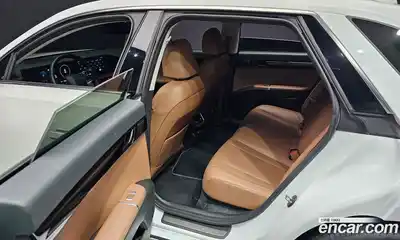 Hyundai Grandeur 2023 2.5 Автомат в Москве № 305674, миниатюра 5