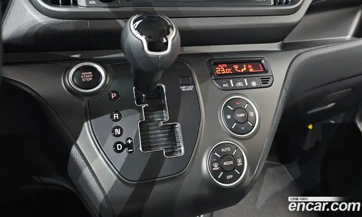 Kia Ray 2026 1.0 Автомат в Москве № 306367, фото 8