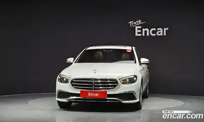 Mercedes-Benz E-Class, 2022