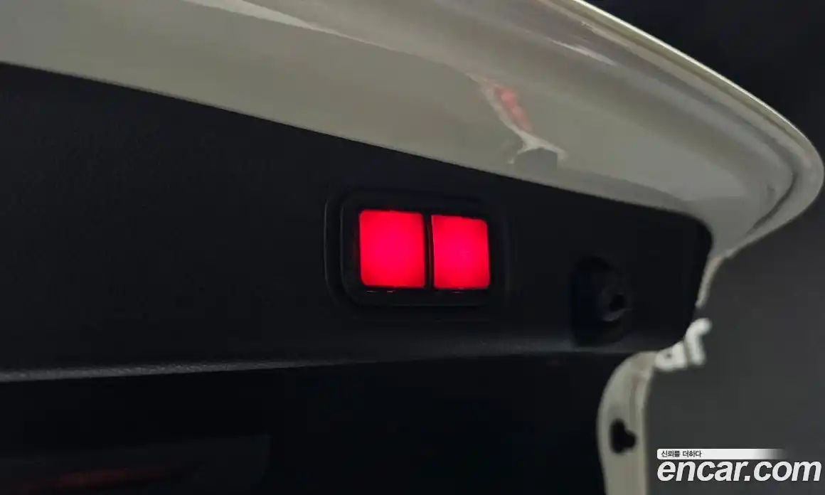 Mercedes-Benz E-Class 2022 2.0 Автомат в Москве № 311075, фото 4