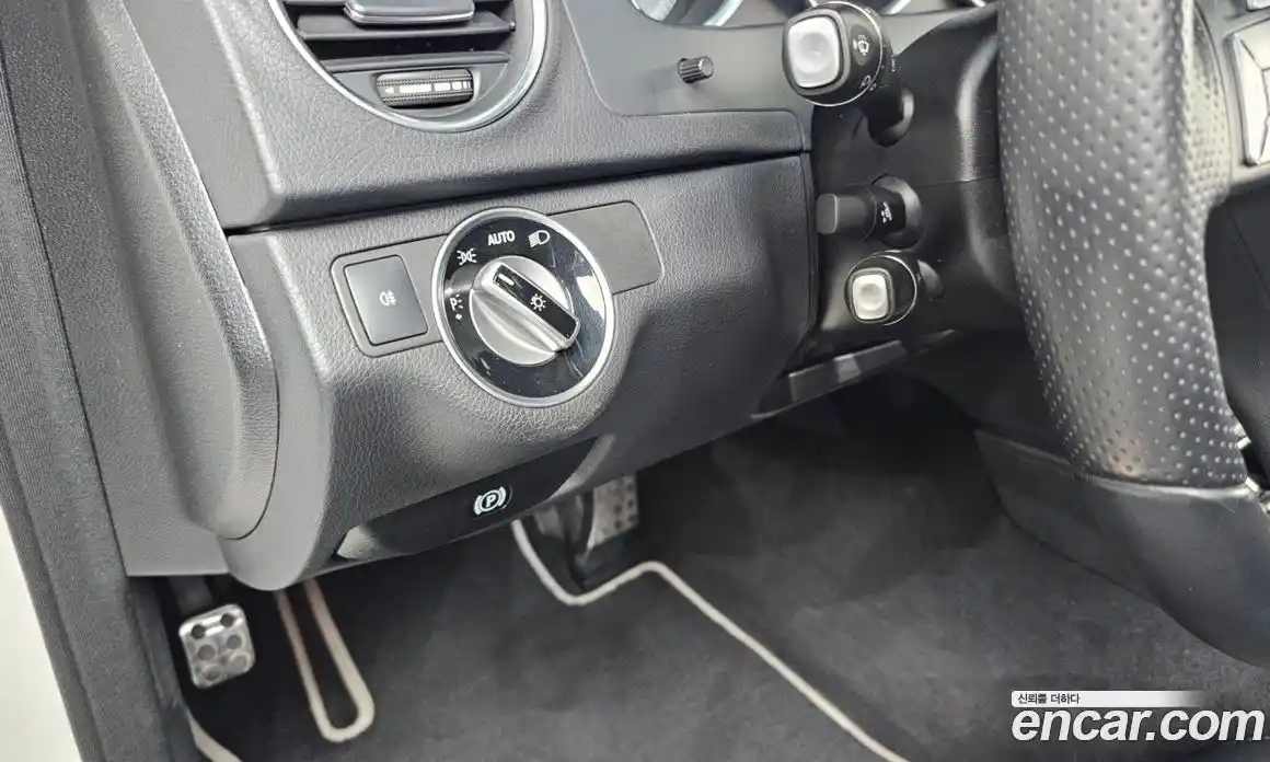 Mercedes-Benz C-Class 2014 1.8 Автомат в Москве № 311614, фото 11