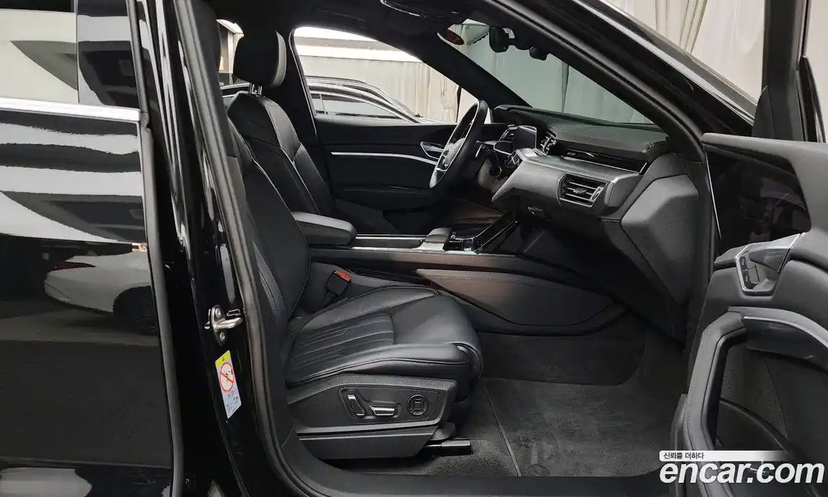 Audi e-tron 2022 0.2 Автомат в Москве № 311701, фото 11