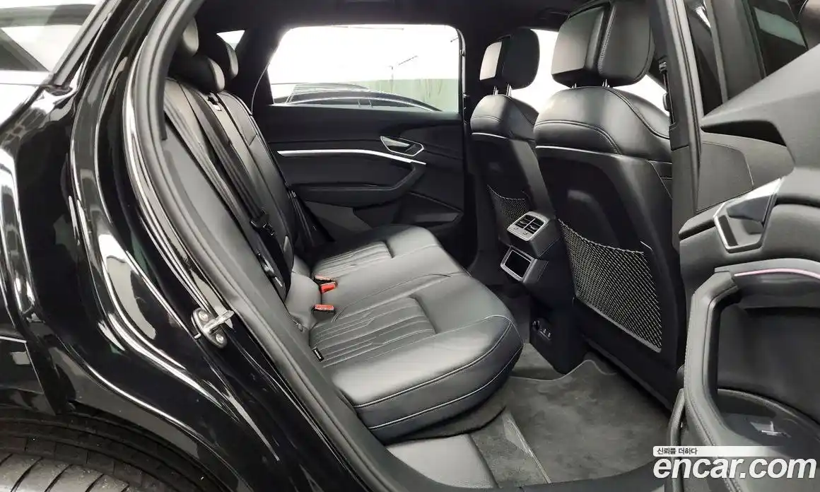 Audi e-tron 2022 0.2 Автомат в Москве № 311701, фото 12