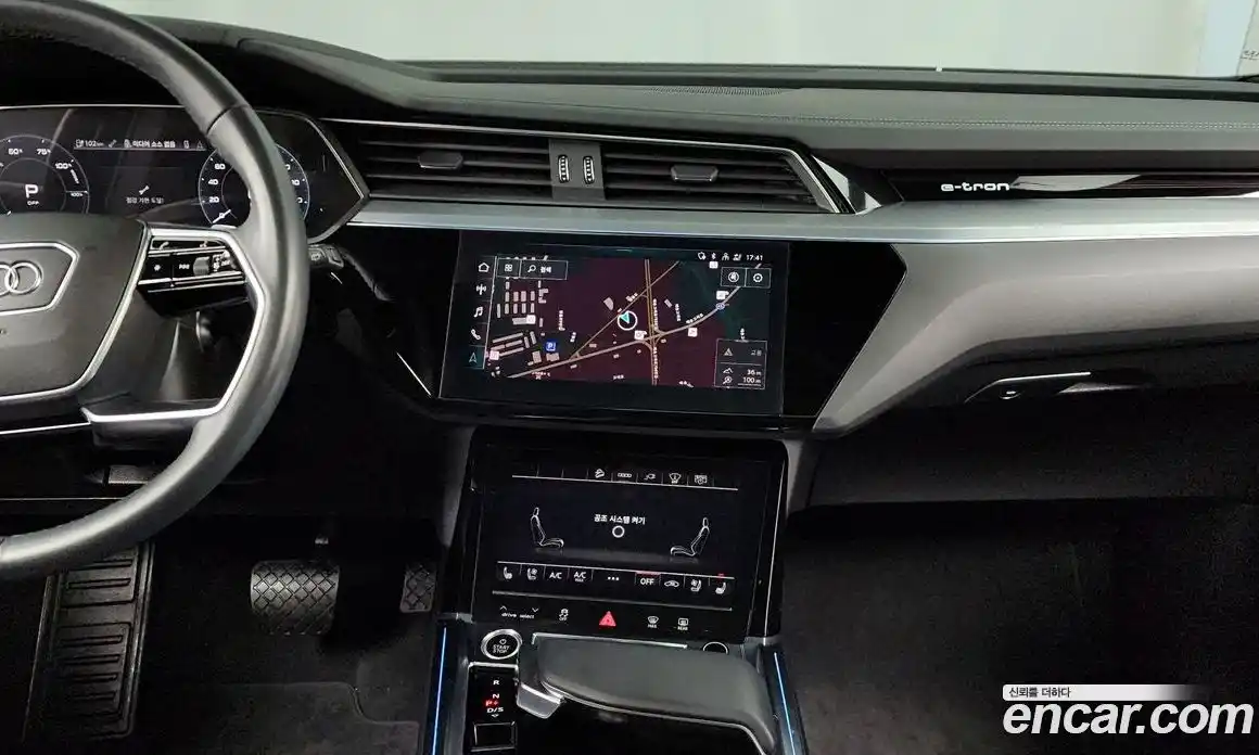 Audi e-tron 2022 0.2 Автомат в Москве № 311701, фото 14