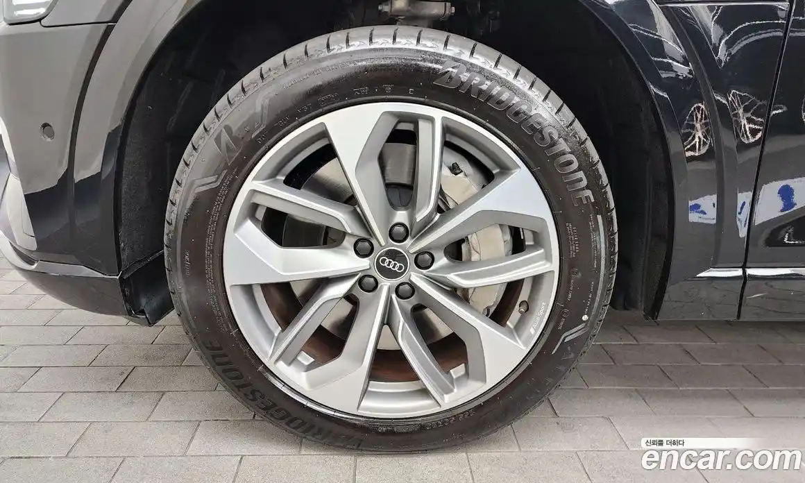 Audi e-tron 2022 0.2 Автомат в Москве № 311701, фото 5