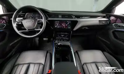 Audi e-tron 2022 0.2 Автомат в Москве № 311701, миниатюра 7