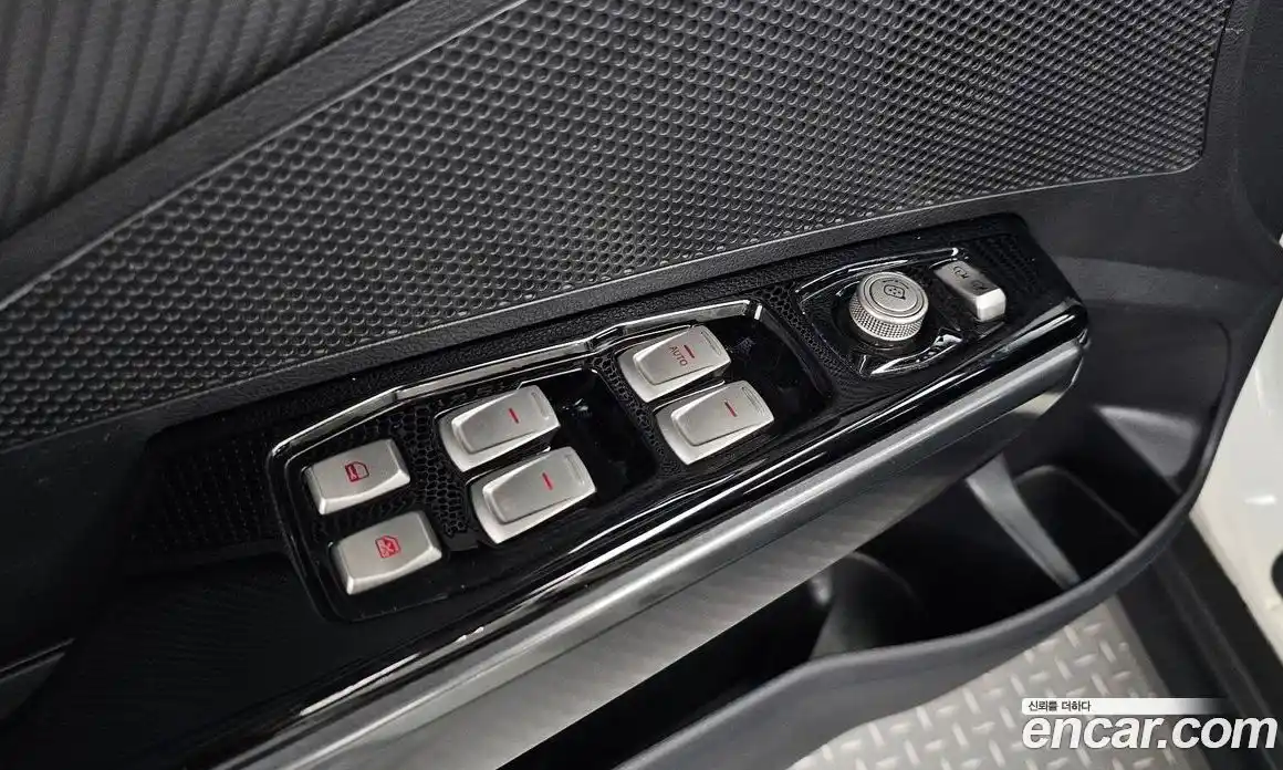 SsangYong TIBOLI 2018 1.6 Автомат в Москве № 31746, фото 7