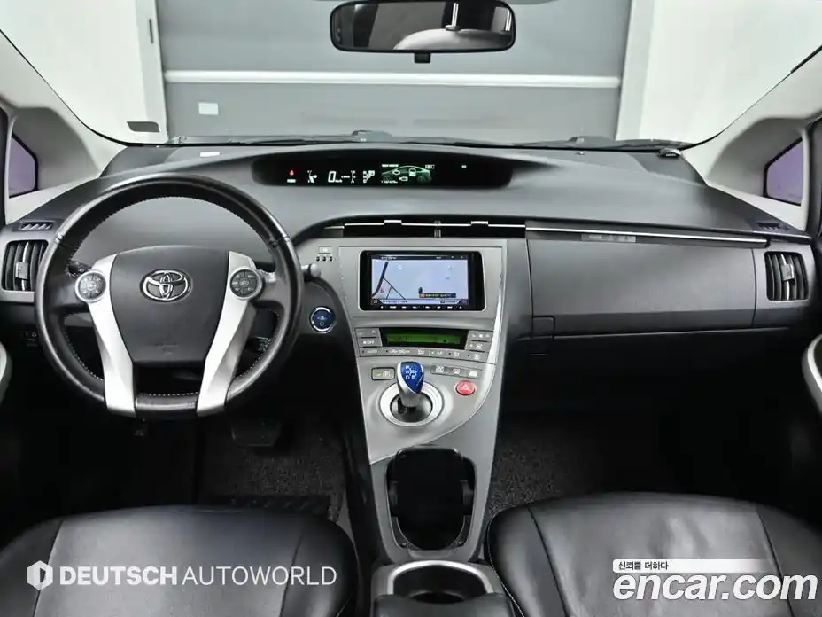 Toyota Prius 2012 1.8 Автомат в Москве № 318636, фото 7