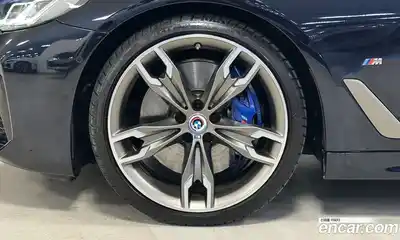 BMW 5-Series 2023 4.4 Автомат в Москве № 320292, миниатюра 5