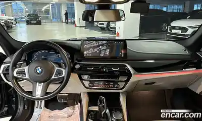 BMW 5-Series 2023 4.4 Автомат в Москве № 320292, миниатюра 7