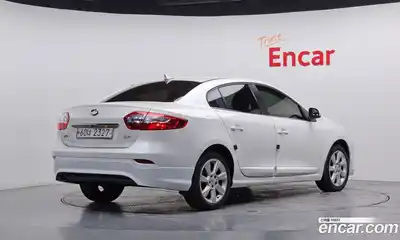 Renault SM3 2010 1.6 Автомат в Москве № 329843, миниатюра 2