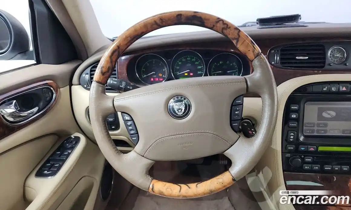 Jaguar XJ 2007 2.7 Автомат в Москве № 331535, фото 13