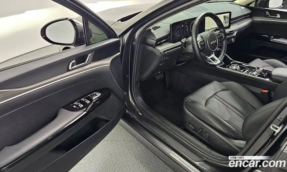 Kia K5 2024 2.0 Автомат в Москве № 338061, фото 17