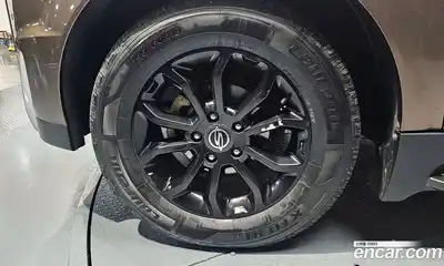 SsangYong Korando 2016 2.0 Автомат в Москве № 341808, миниатюра 11