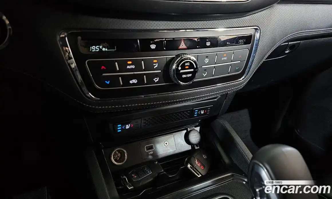 SsangYong Rexton 2021 2.2 Автомат в Москве № 34341, фото 4