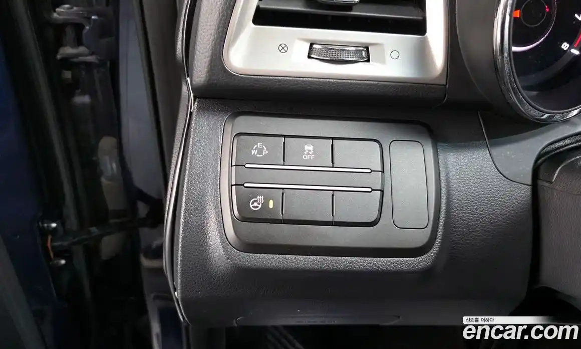 SsangYong TIBOLI 2016 1.6 Автомат в Москве № 34806, фото 11