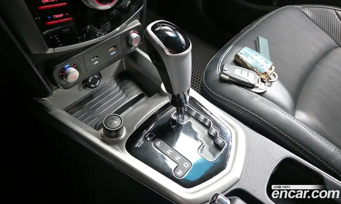 SsangYong TIBOLI 2016 1.6 Автомат в Москве № 34806, фото 12